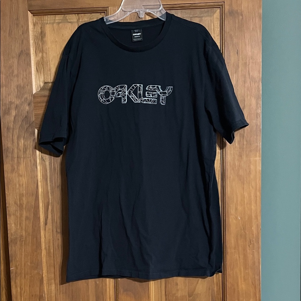 Oakley Graphic Black Tee for Men